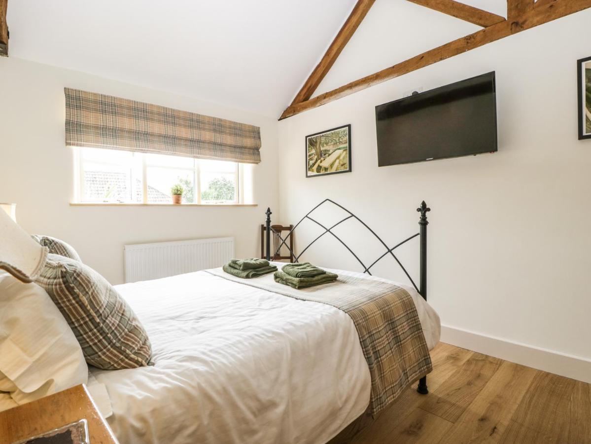 Villa Tom'S Barn Yeovil Esterno foto